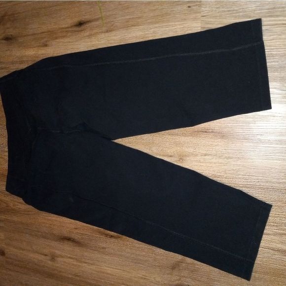 Nike Athletic/Yoga Pants - Picture 3 of 6